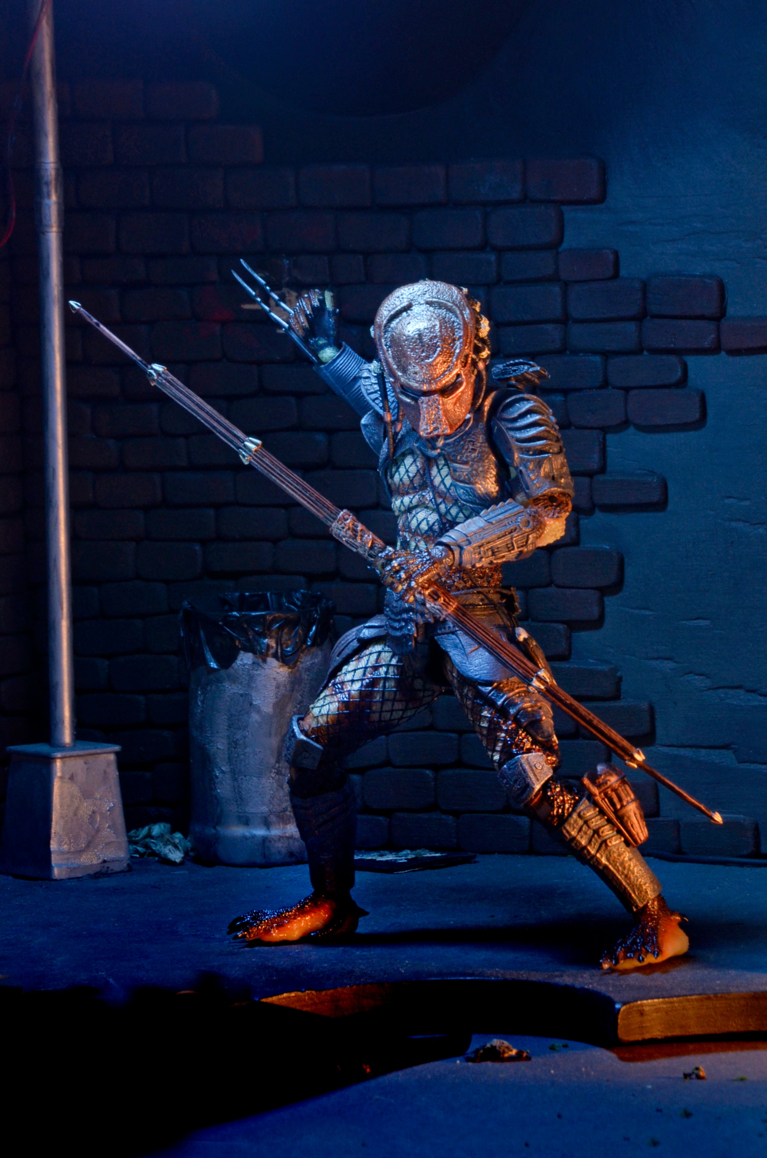 Predator - Ultimate City Hunter 7” Scale Action Figure (PRE-ORDER)